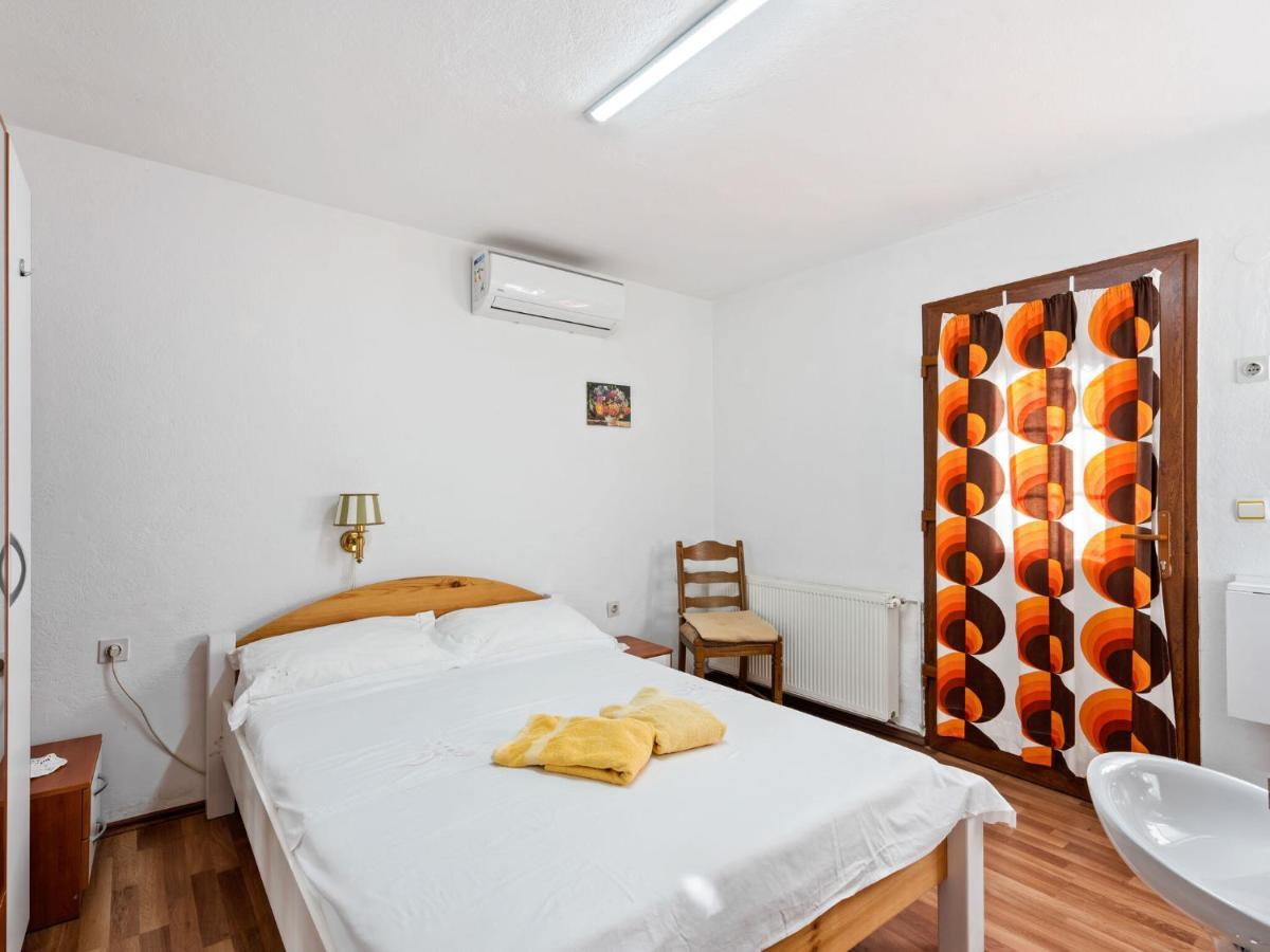 Cosy Holiday Home In Zadar With Garden Εξωτερικό φωτογραφία